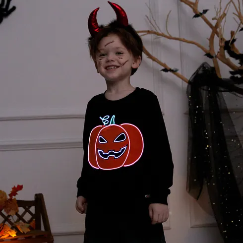 Go-Glow Halloween Illuminating Sweatshirt with Light Up Pumpkin Including Controller (Built-In Battery) Black big image 3