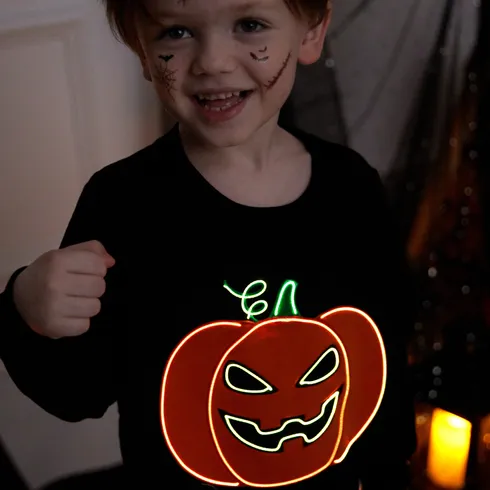 Go-Glow Halloween Illuminating Sweatshirt with Light Up Pumpkin Including Controller (Built-In Battery) Black big image 8