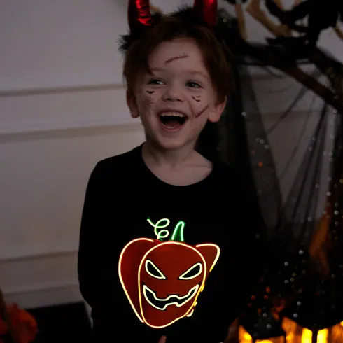 Go-Glow Halloween Illuminating Sweatshirt with Light Up Pumpkin Including Controller (Built-In Battery) Black big image 5