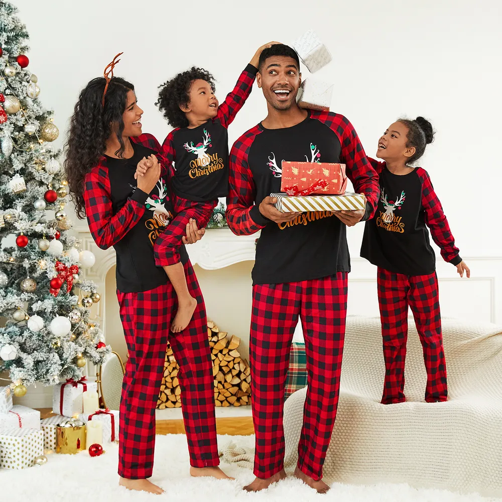 Merry Christmas Letter Antler Print Plaid Splice Matching Pajamas Sets for Family (Flame Resistant) big image 3