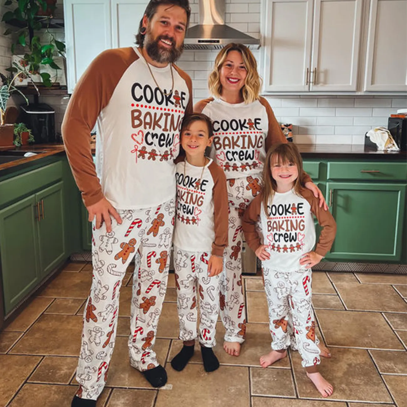 Natal Look de família Manga comprida Conjuntos de roupa para a família Pijamas (Flame Resistant) Cor de Caqui big image 1