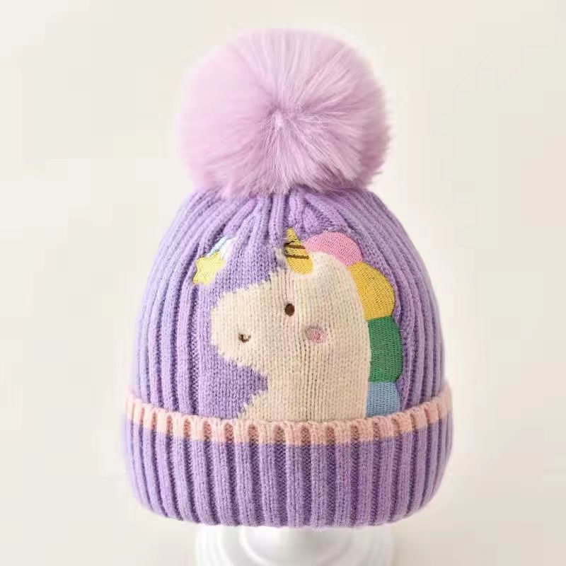 

Baby/toddler likes Knitted woolen hat with animal shape