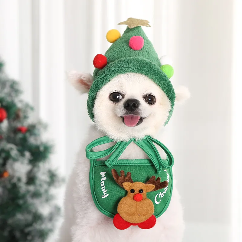 Adorable Christmas-Themed Pet Accessories  image 3