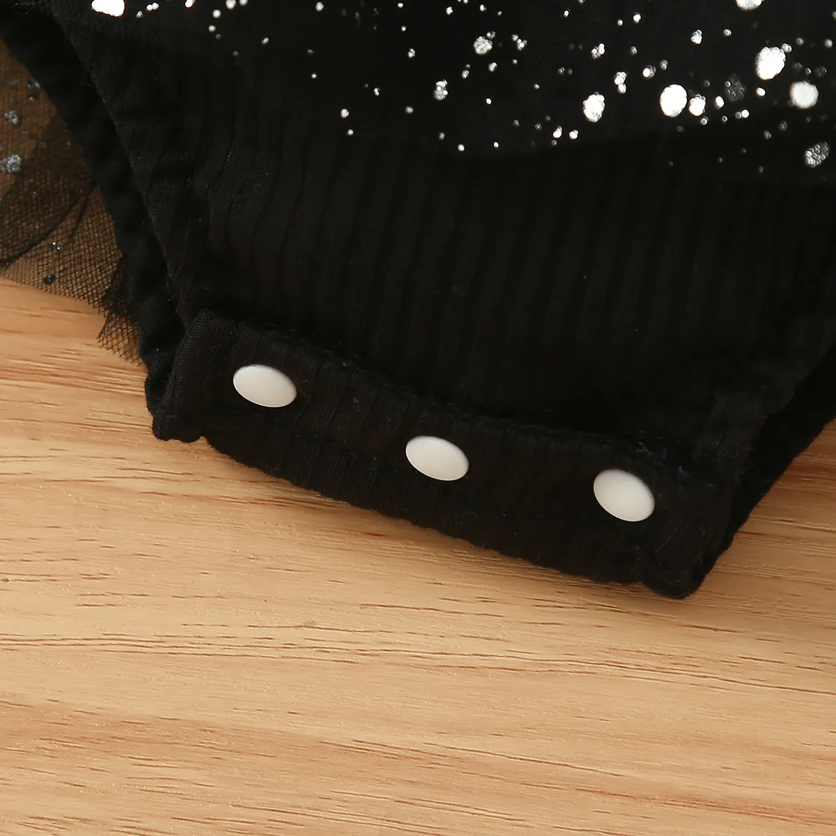 2pcs Baby Girl Sweet Letter Pattern Fabric Stitching Mesh Romper Set  image 6