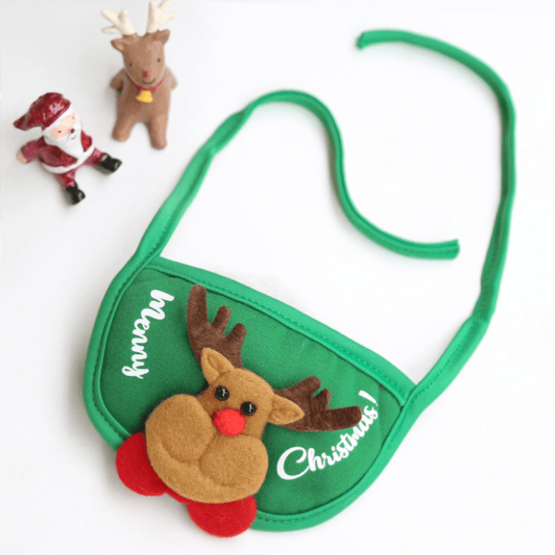 Adorable Christmas-Themed Pet Accessories