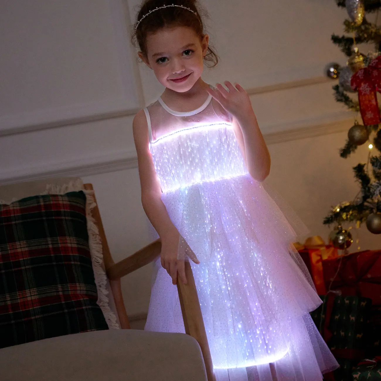 Vestido de fiesta blanco Go-Glow Light Up con mariposa de lentejuelas que incluye controlador (batería incorporada) Blanco big image 1