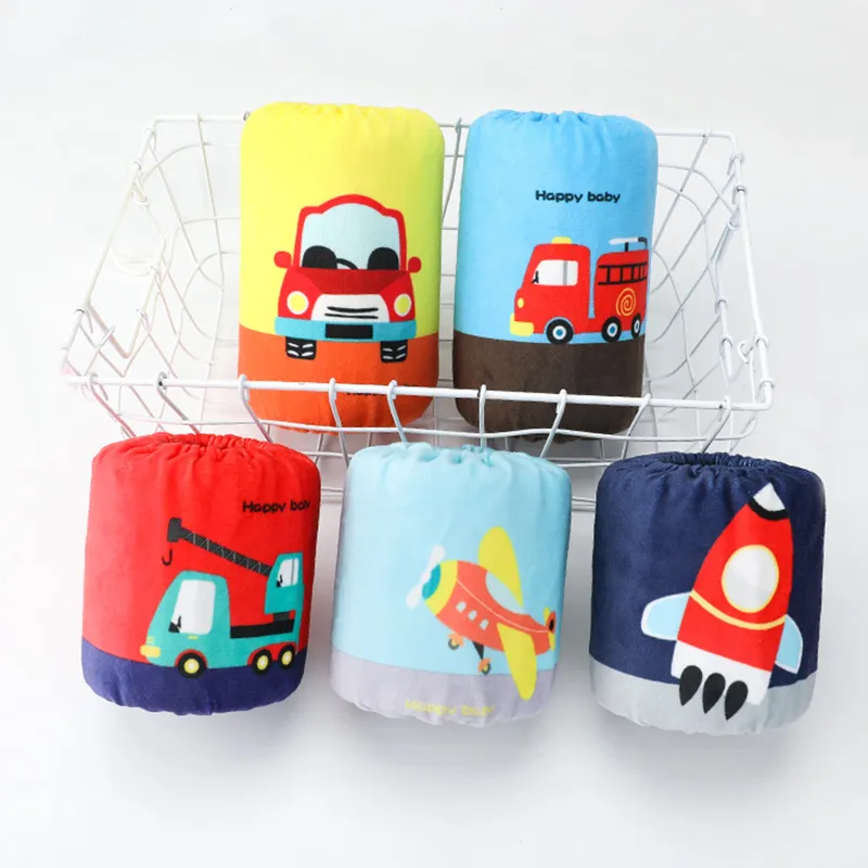 A Pair of Children's Waterproof and Stain-Resistant Sleeve Covers