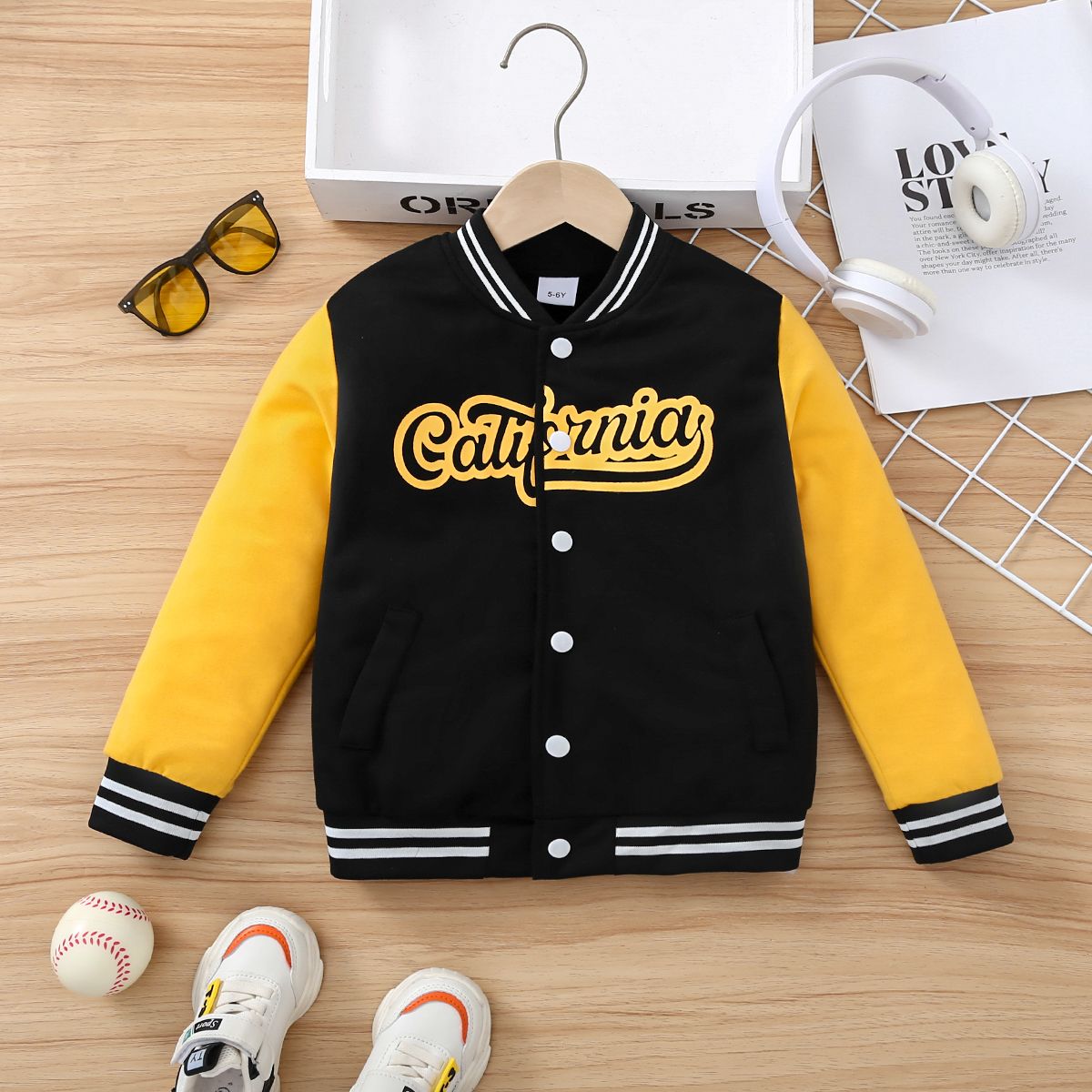 Kid Girl/Boy Sporty Letter Pattern Secret Button Jacket