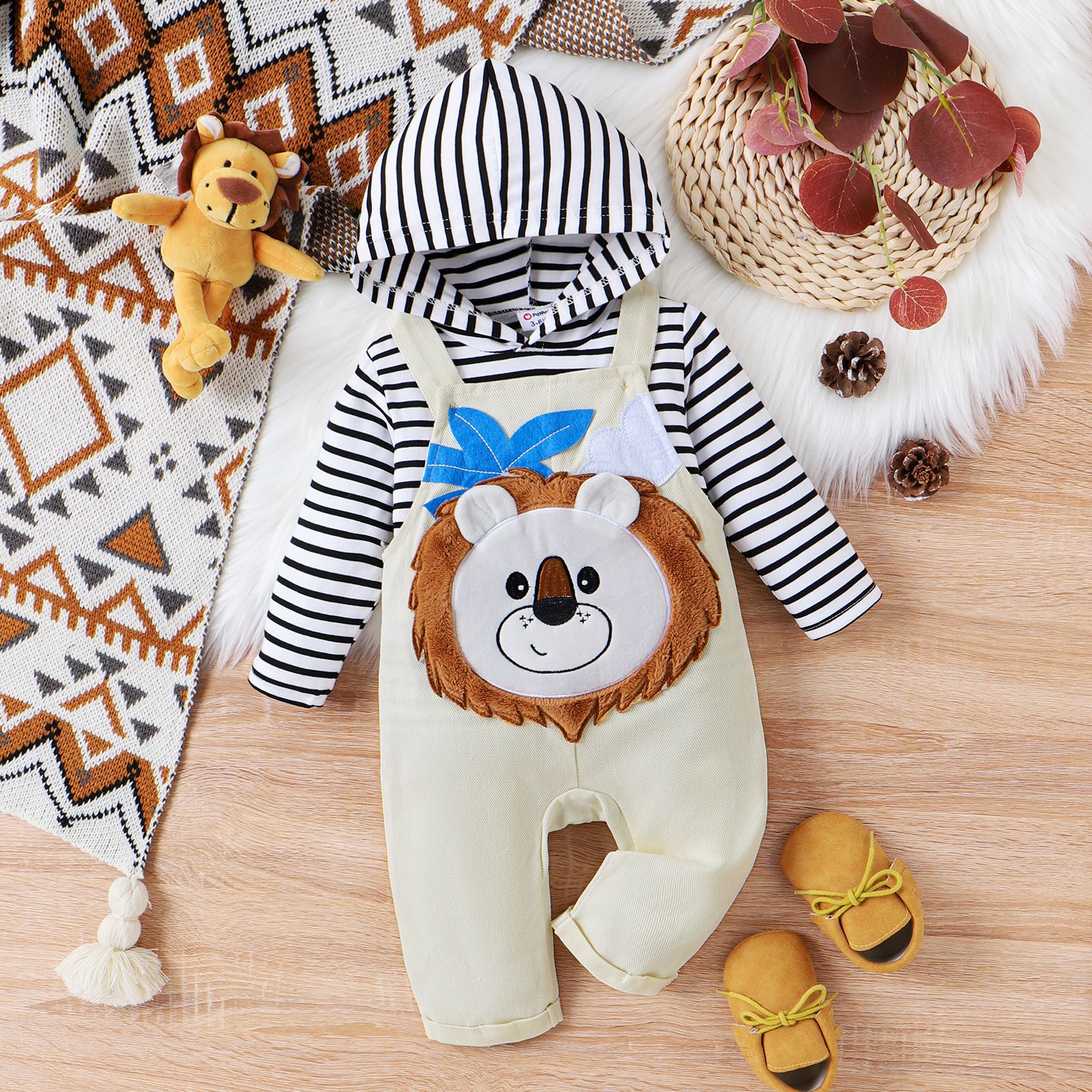 2pcs Baby Girl/Boy Childlike Lion Pattern Stripe Hooded Set
