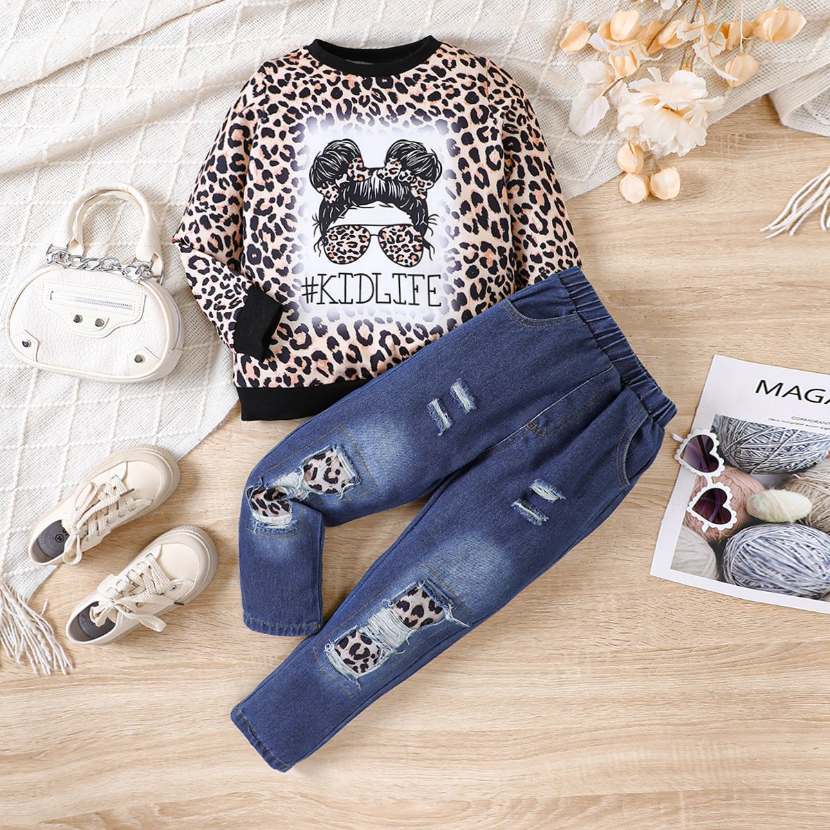 2pcs Kid Girl Avant-garde Character Leopard Print Sweatshirt And Denim Jeans Set