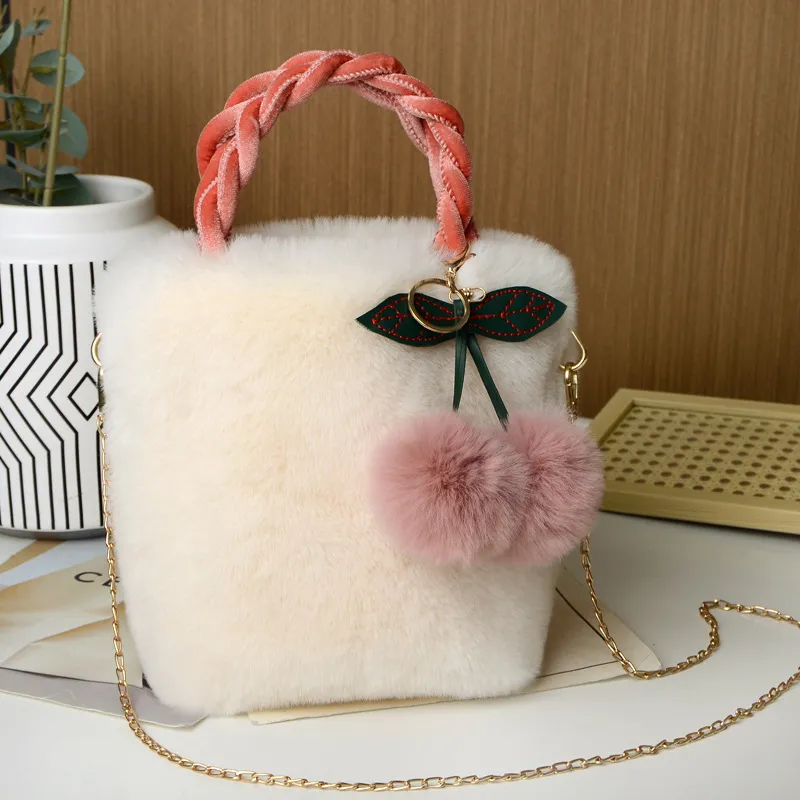 Kids likes Plush fashionable bucket bag Beige