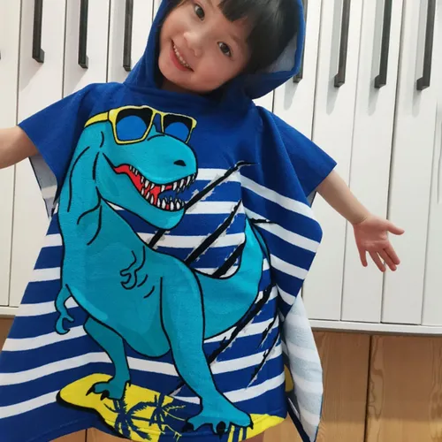 Adorable Dinosaur-Patterned Cape Bath Towel for Kids Up to 5 Years Old