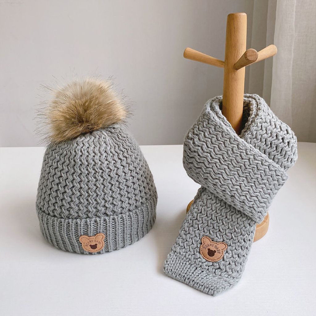 Baby/toddler Bear Scarf Hat Set