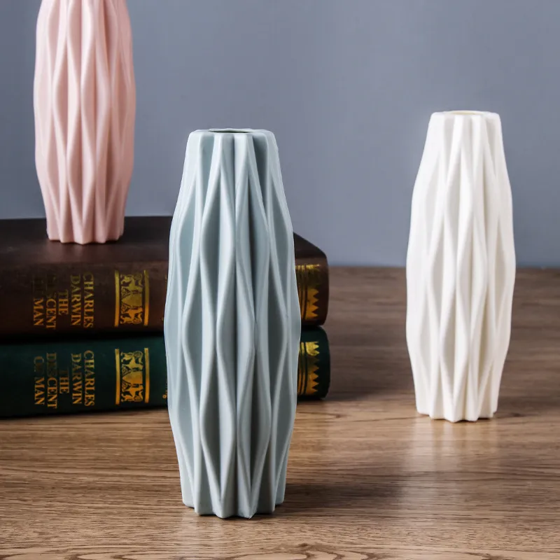 Kreative Kunststoff-Blumenvase im nordischen Stil für frische und getrocknete Blumen grün big image 1