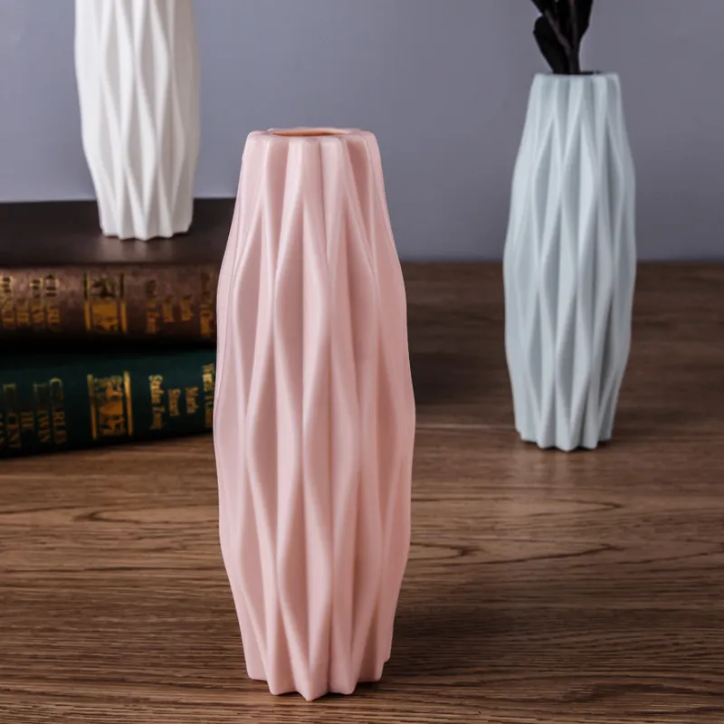 

Creative Nordic-style Plastic Flower Vase for Fresh and Dried Flowers