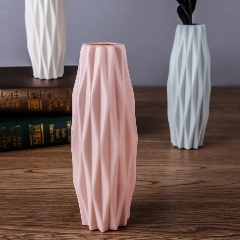 Creative Nordic-style Plastic Flower Vase for Fresh and Dried Flowers
