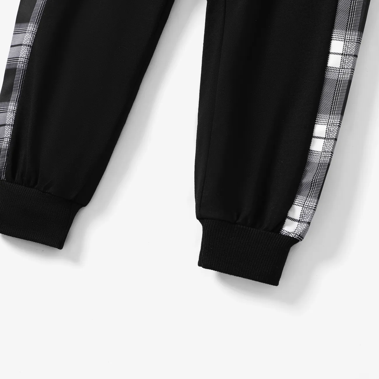 Kid Boy 2pcs Letter Print Spliced Hooded Sweatshirt and Sweatpants Set Black big image 1