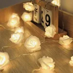 Luzes de fadas de flores de espuma LED com bateria, USB e controle remoto - Ideal para o Dia dos Namorados, casamentos e decorações festivas Branco