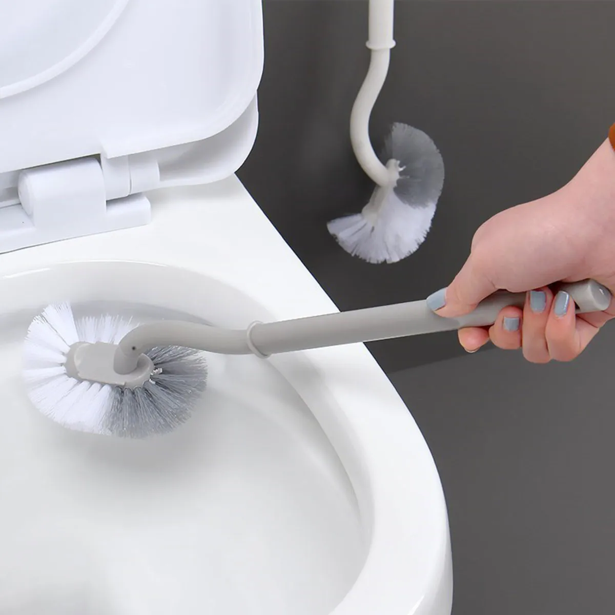 Brosse de toilette à long manche pour un nettoyage complet, conception suspendue Gris big image 1