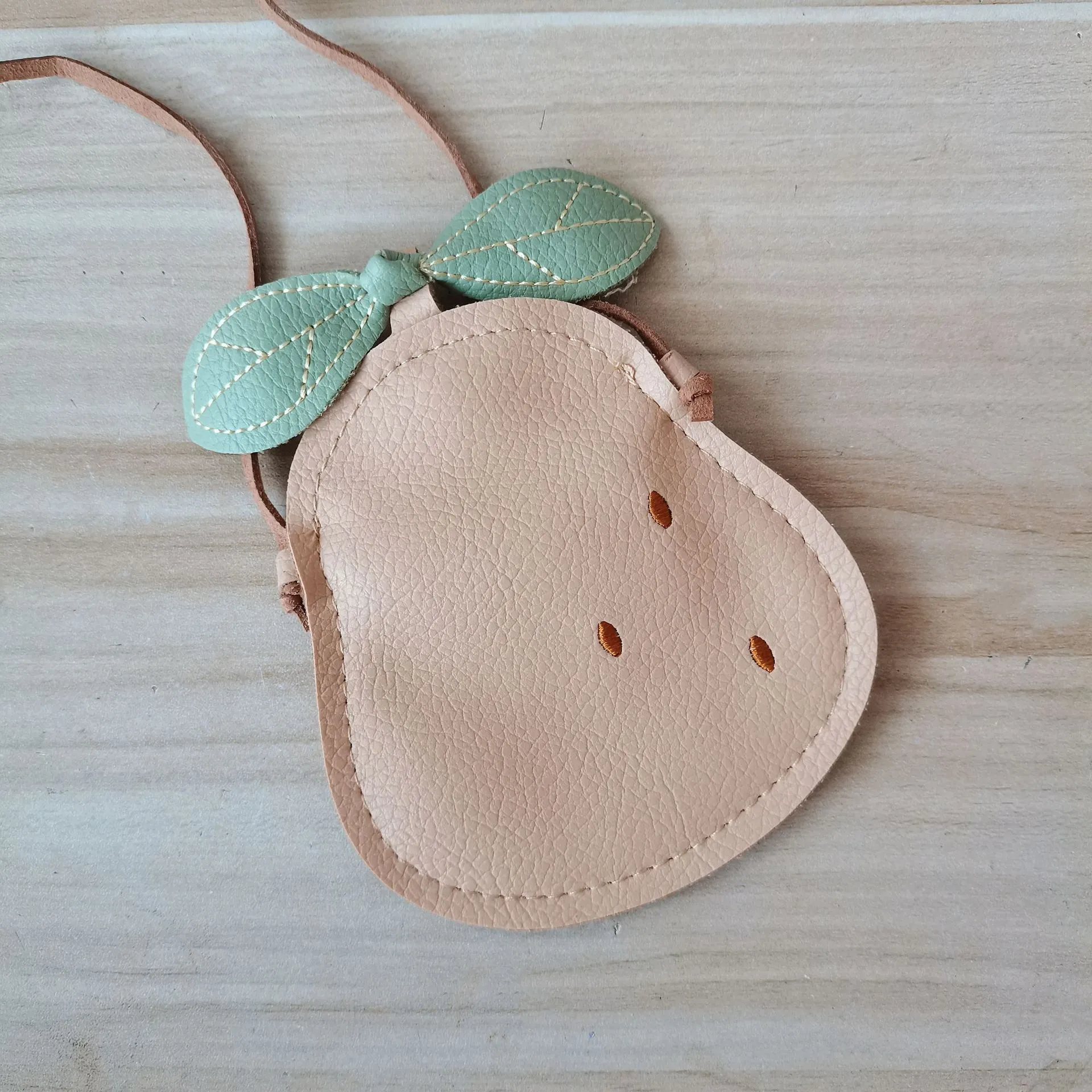 Kids/toddler Childlike Cute shape, soft material, can be a shoulder / diagonal fashion dual-use bag for Children Pale Yellow