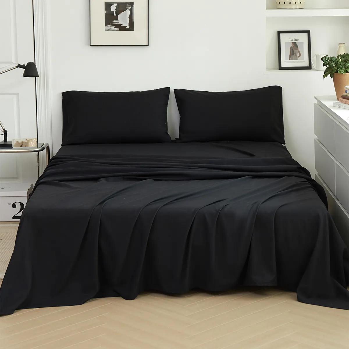 Solid Color Bedding Set: Three-piece Set with Fitted Sheet, Pillowcase, and Flat Sheet  Black big image 1