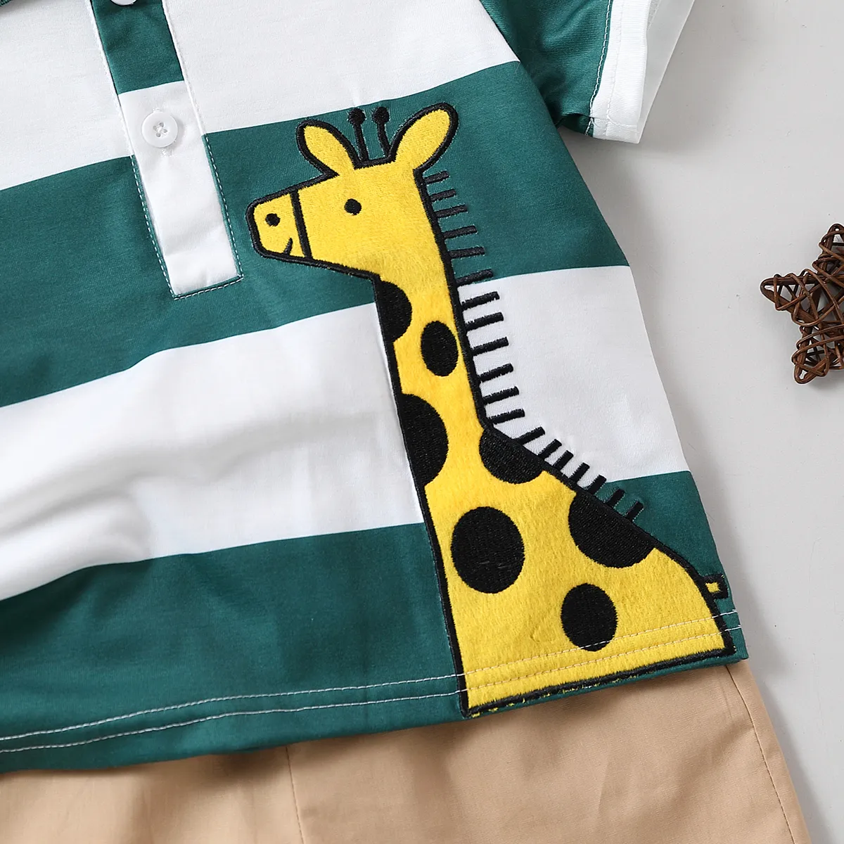 2 Stück Kleinkinder Jungen Polokragen Kindlich Giraffe T-Shirt-Sets Grün big image 1