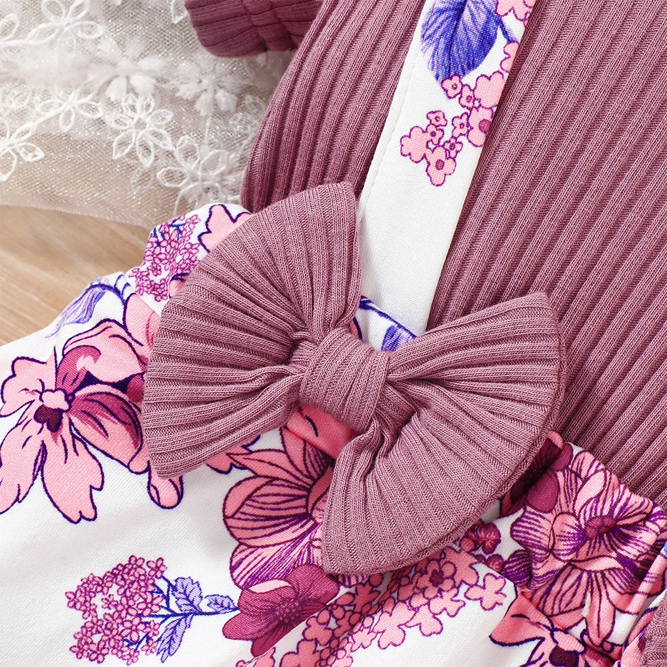 2pcs Baby Girl 95% Cotton Ruffled Bow Front Faux-two Short-sleeve Floral Print Dress & Headband Set Purple big image 1