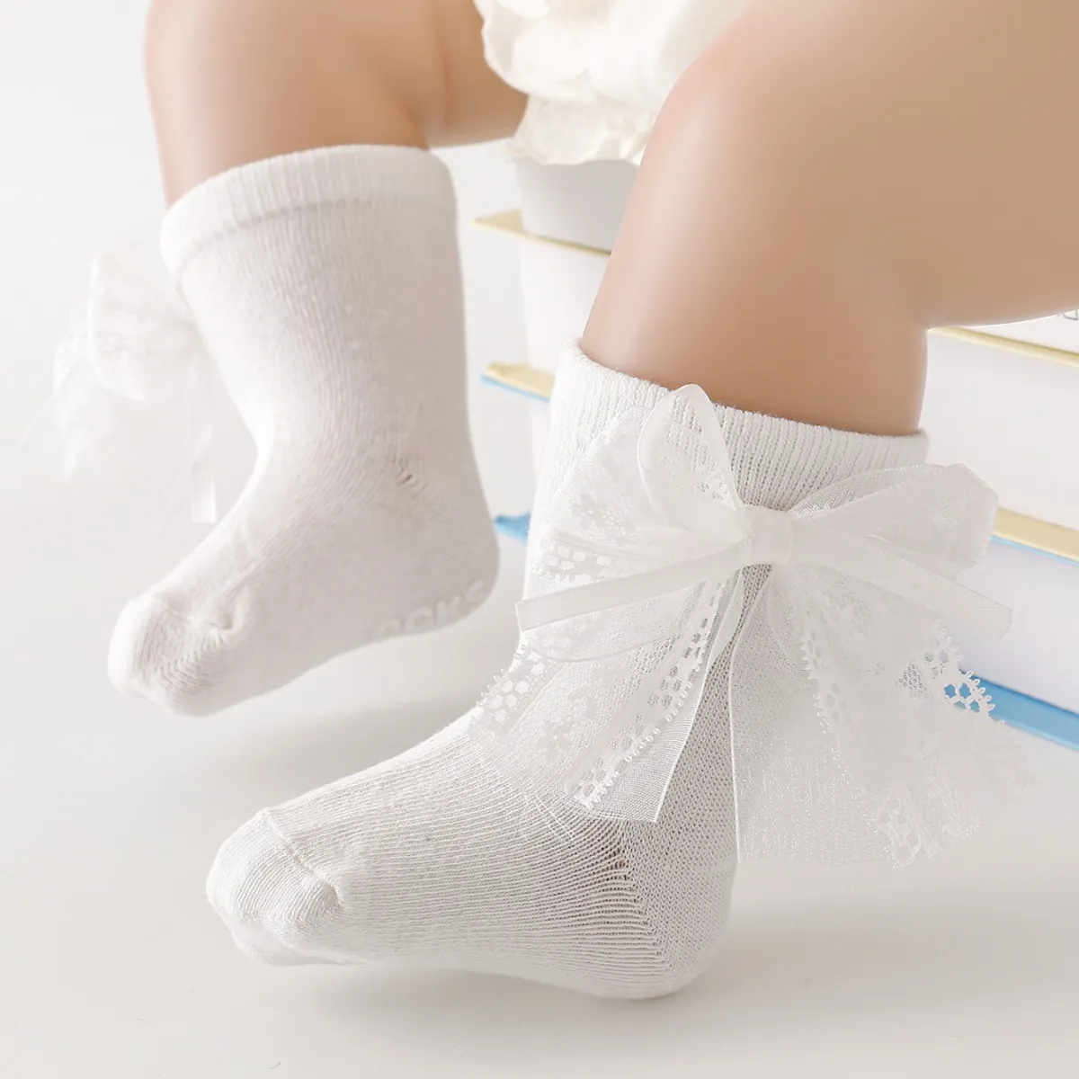 Calcetines antideslizantes Baby Girl Sweet Lace Butterfly Bow Blanco big image 1