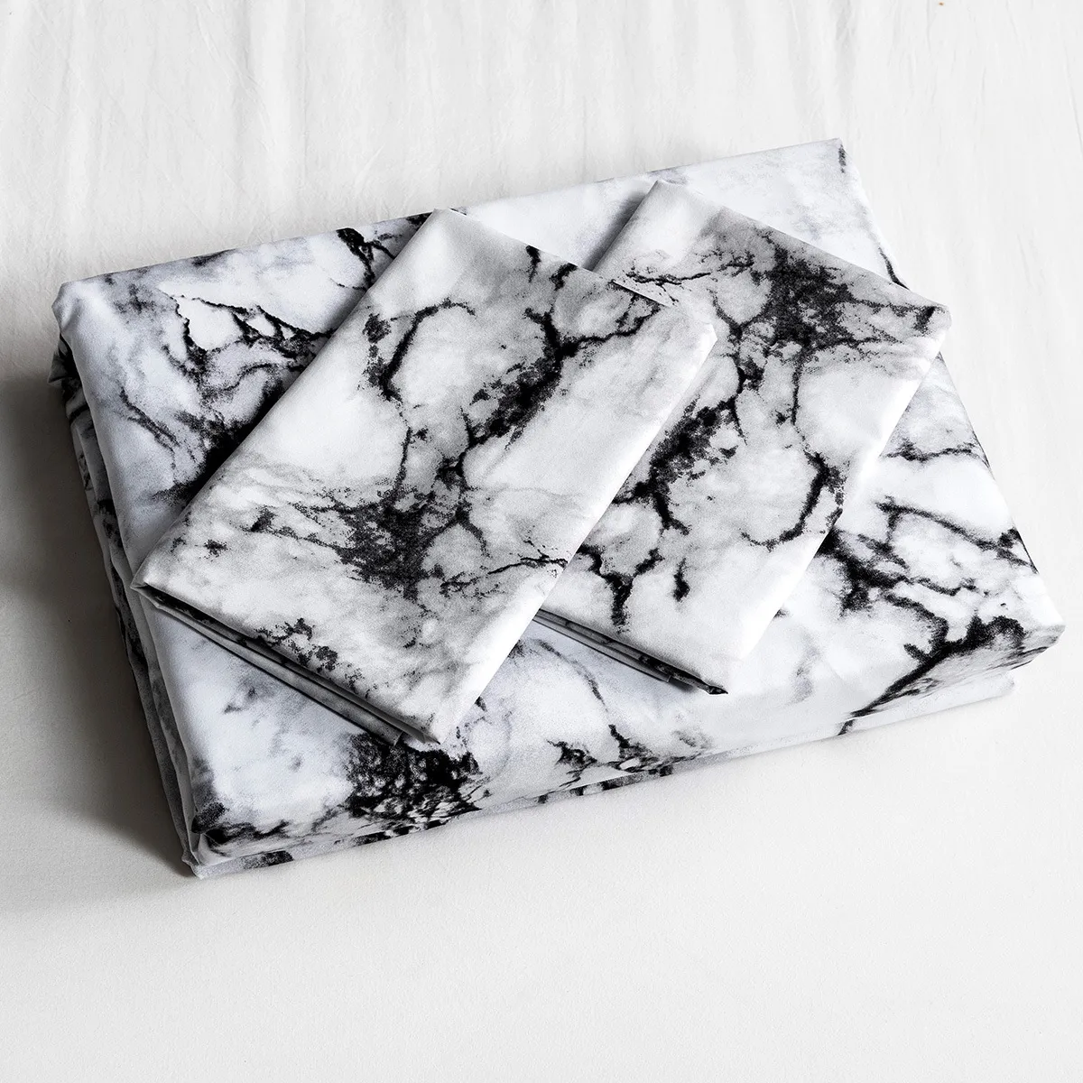 Set di biancheria da letto contemporanea da 2/3 pezzi con copripiumino e federa con stampa digitale 3D spazzolata bianco e nero big image 1
