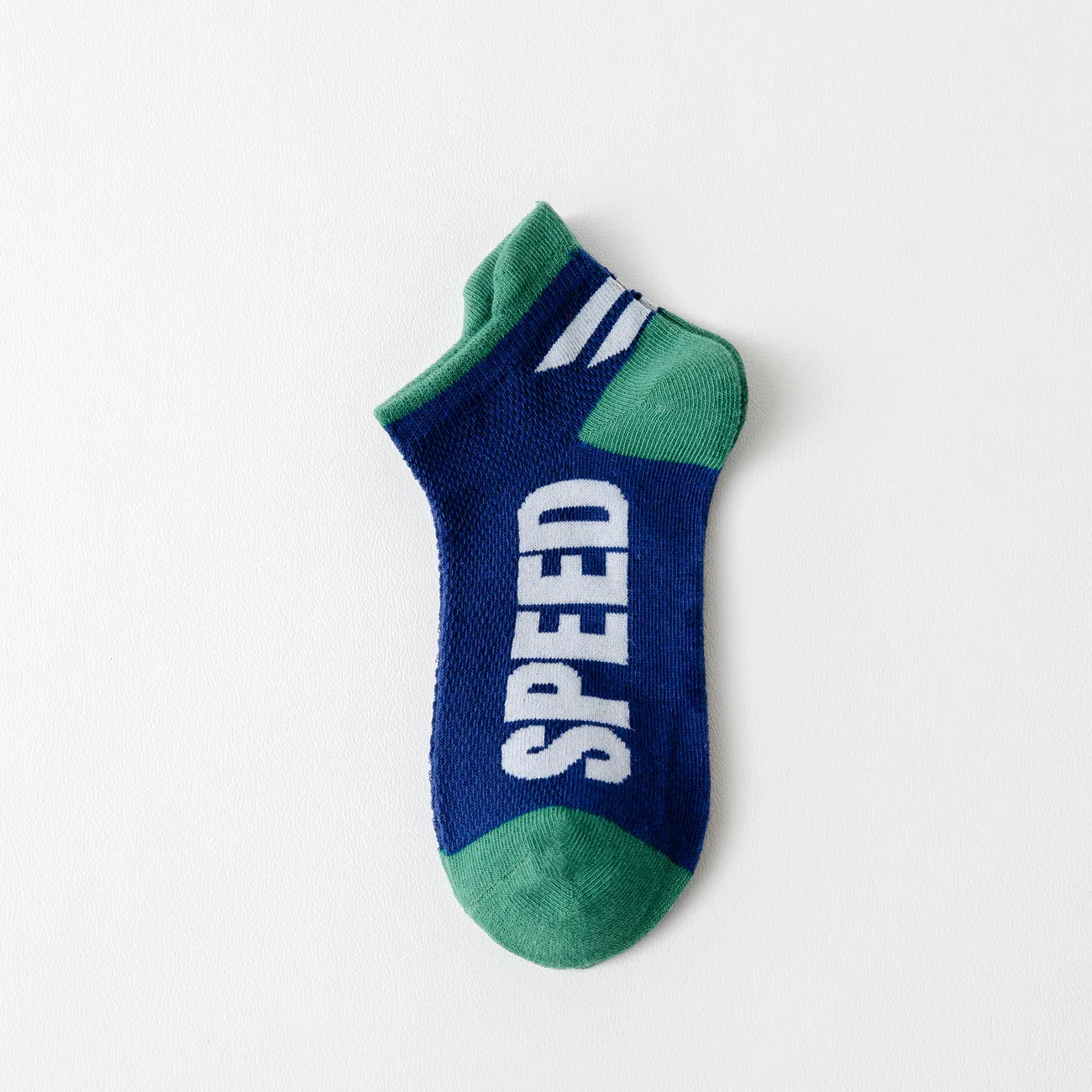 Paquete de 5 calcetines deportivos de malla para niños pequeños y niños con patrón de letras multicolor big image 1