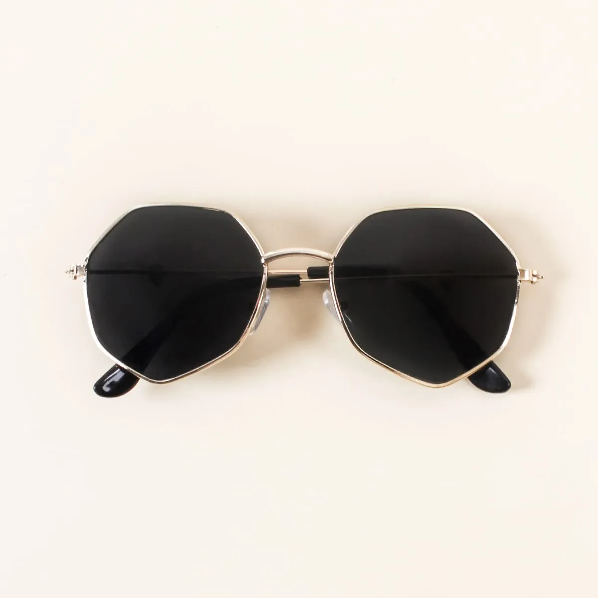 Toddler/kids Girl/Boy Casual Geometric Sunglasses with Sun Protection and Cute Decoration Black big image 1