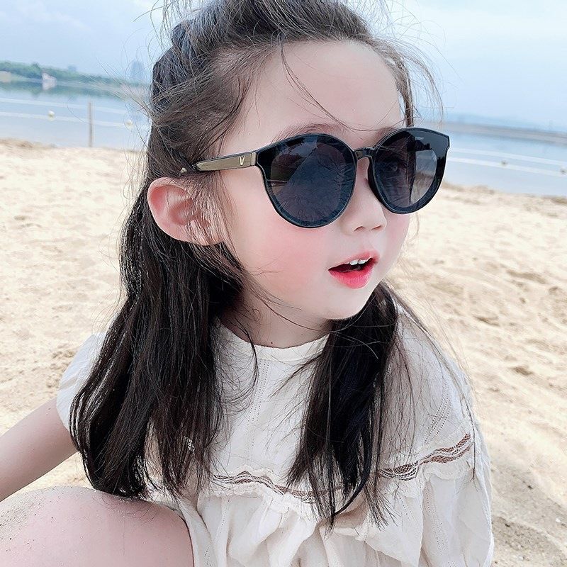 

Toddler/kids Girl/Boy Casual Vintage Artistic Sunglasses with Soft Cloth Bag