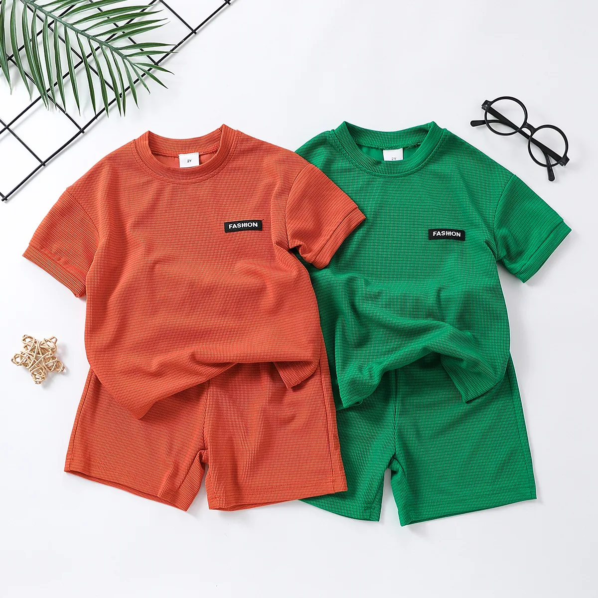 2 unidades Niño pequeño Chico Básico conjuntos de camiseta Verde big image 1