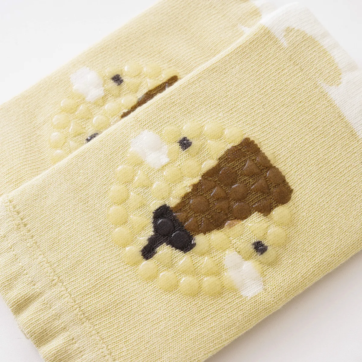 Genouillères antidérapantes en coton peigné pour enfants avec motifs d’animaux et points de colle Jaune big image 1