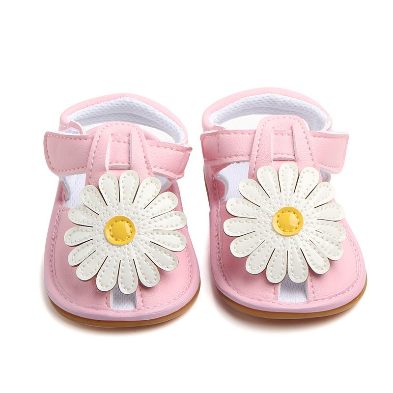 

Baby/Toddler Girl Casual Style 3D Daisy Flower Velcro Closure Prewalker Shoes