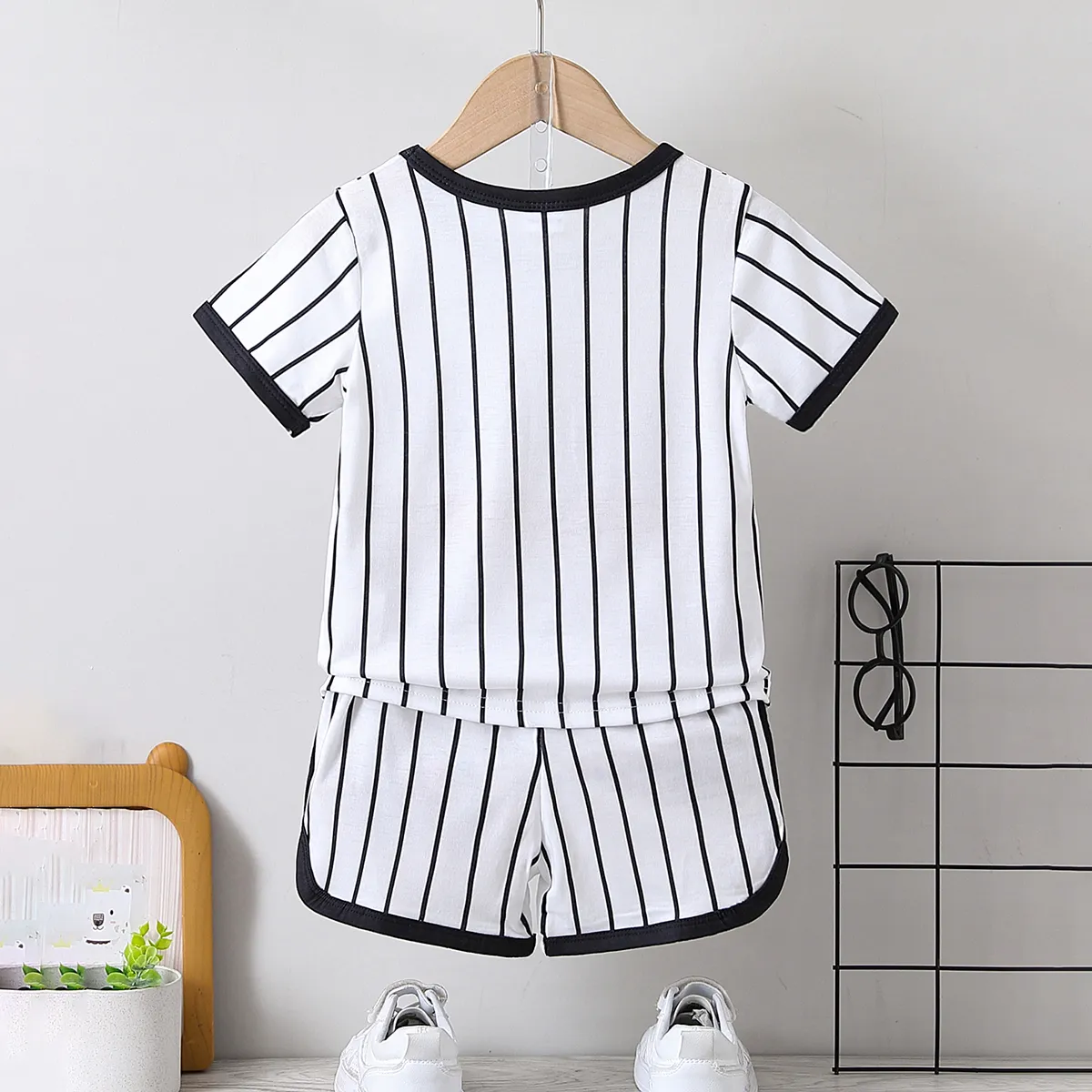 Toddler Boy Sporty Ball Top and Shorts Set  White big image 1