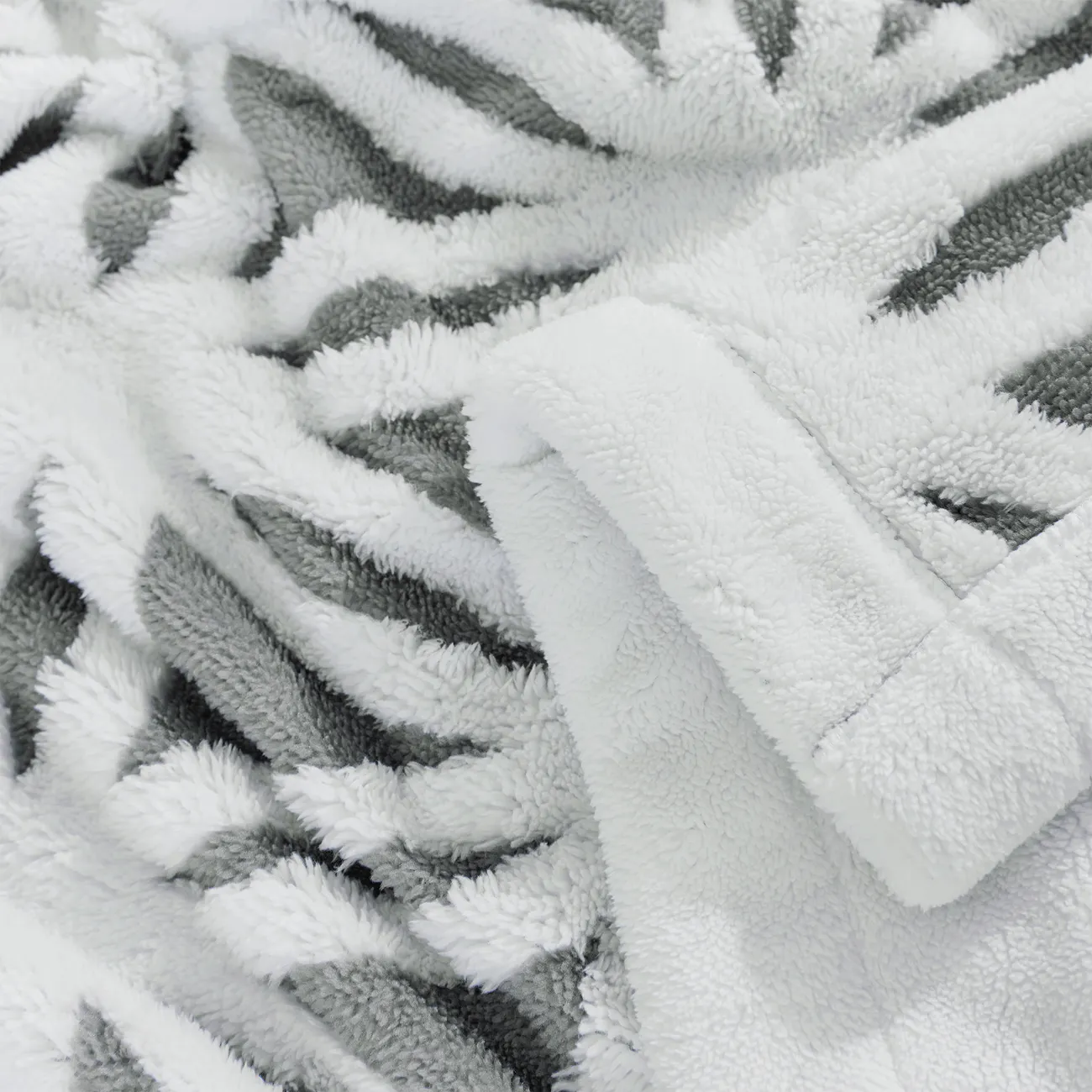 PatPat 3D Floral Coral Fleece Sherpa Blanket Grey big image 1
