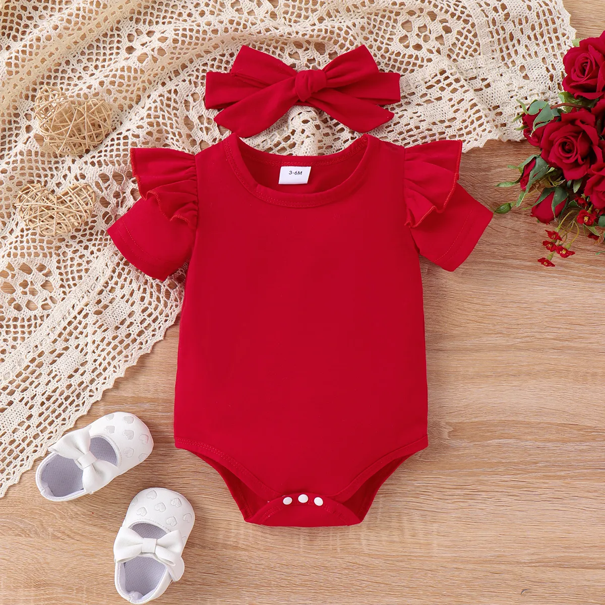 Baby Girl 3pcs Solid Romper and Bear Embroidery Overall Dress with Headband Set Red big image 1