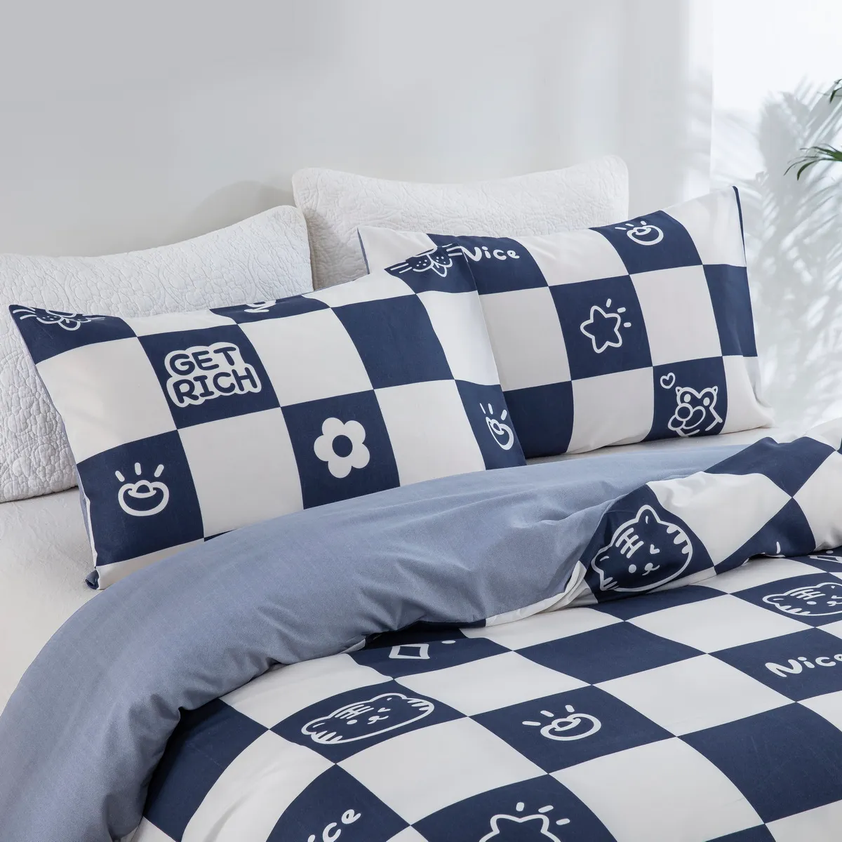 2/3pcs moderno e minimalista desenho animado padrão geométrico jogo de cama, inclui capa de edredom e fronhas Branco azulado big image 1