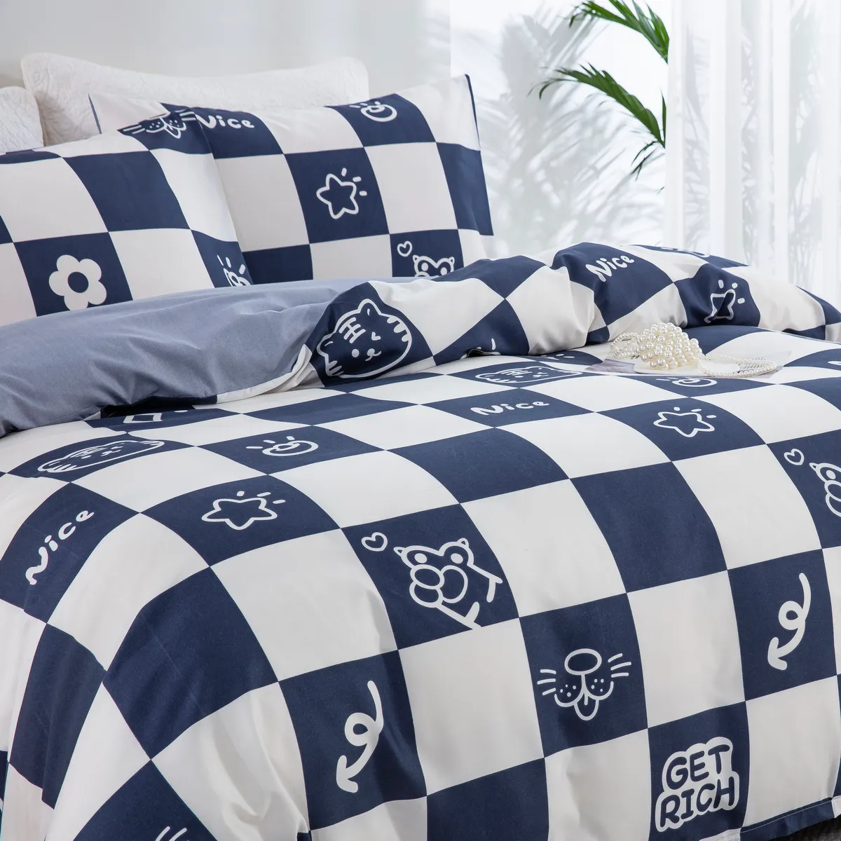2/3pcs modernes und minimalistisches Cartoon-Bettwäscheset mit geometrischem Muster, einschließlich Bettbezug und Kissenbezügen Blau Weiss big image 1