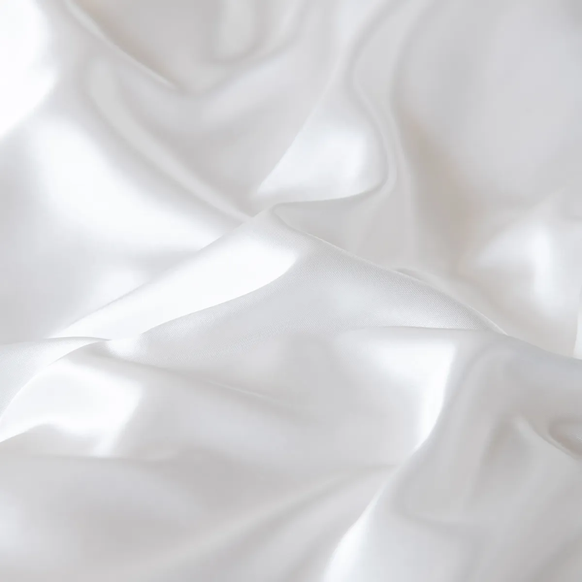 2/3 piezas de ropa de cama de satén de color sólido suave y cómodo, que incluye funda nórdica y fundas de almohada Blanco big image 1