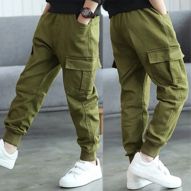 pantalones de color caqui con diseño de bolsillo de moda para niños pequeños Ejercito verde big image 1