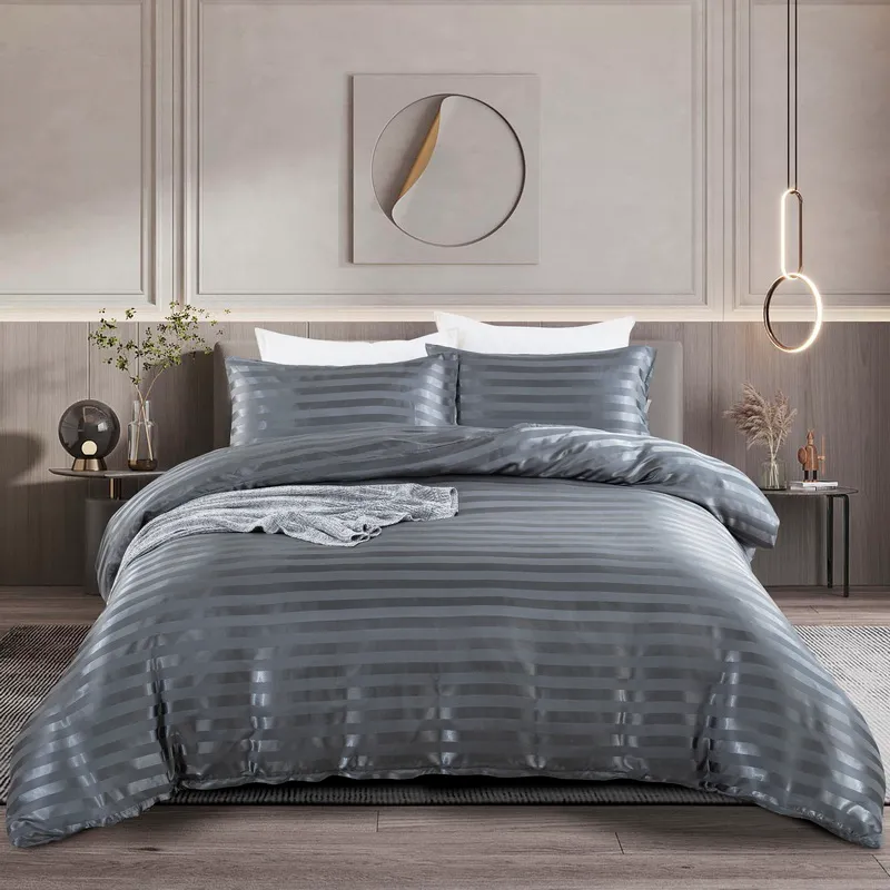 2/3件簡約風格缎麵條紋滌綸床上用品，包括羽絨被套和枕套 灰色 big image 1