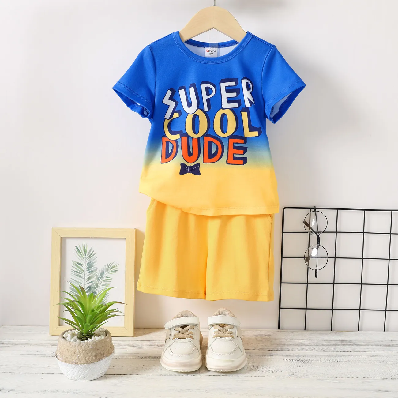 Toddler Boy 2pcs Letter Print Colorblock Tee and Shorts Set Blue big image 1