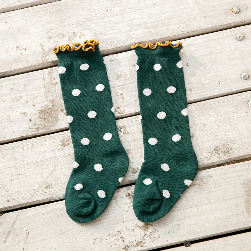 Crianças / crianças Sweet listrado e Polka Dot Pattern meias de bezerro médio com bordas enroladas Verde big image 1