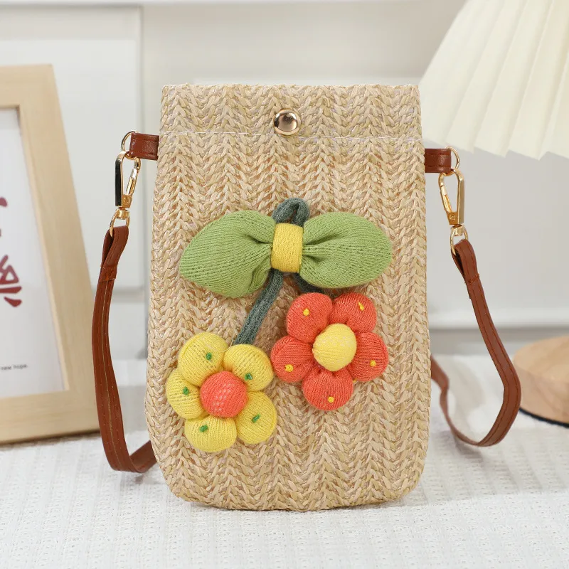 Toddler/kids Girl Sweet Style Flower Detail Snap Button Straw Crossbody Bags