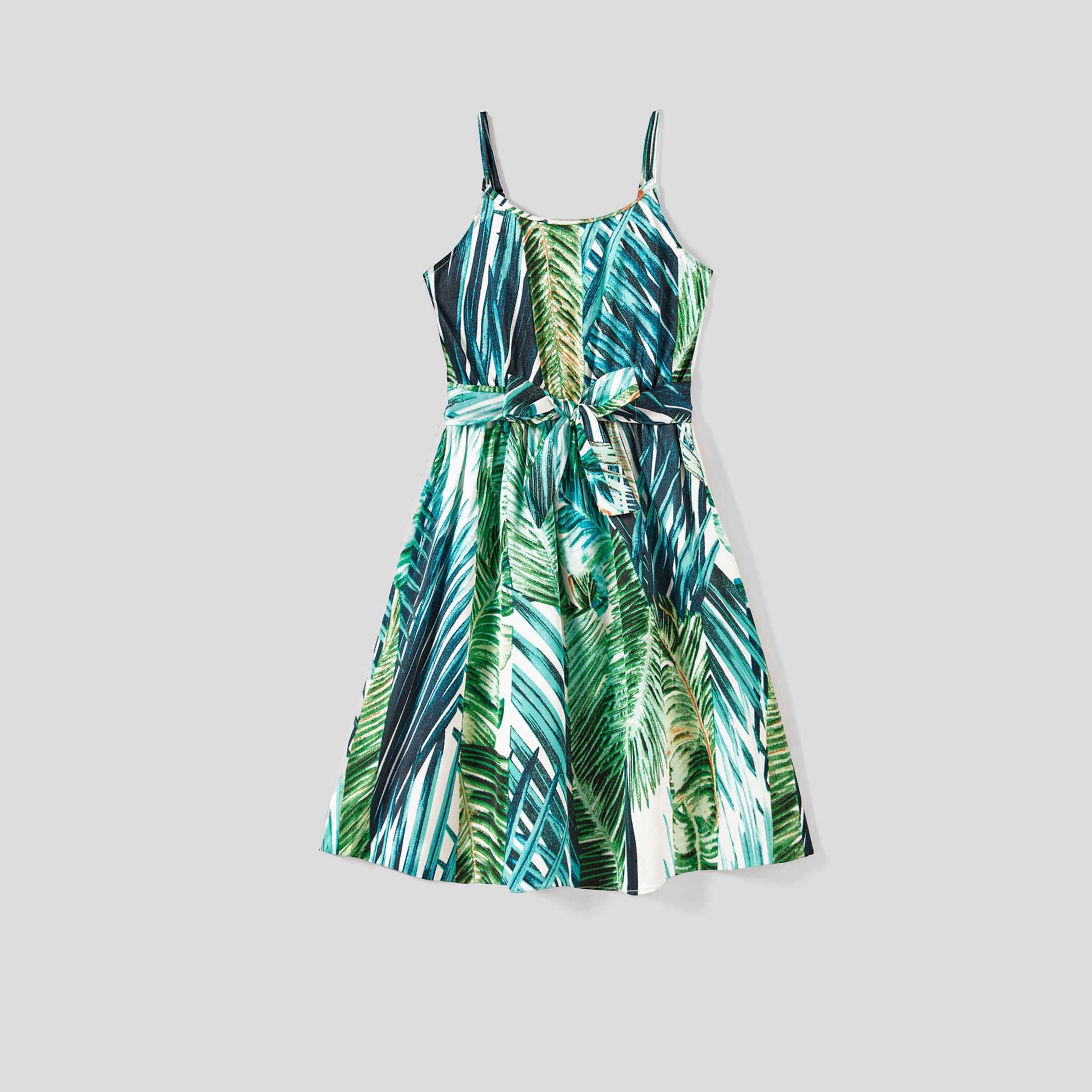 

Family Matching Floral Panel Color Block Tee and Tropical Leaf Pattern Satin Swing Neck Slip Dress Sets