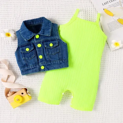 2pcs Baby Girl Solid Rib-knit Romper and Button Up Front Vest Denim Jacket Set