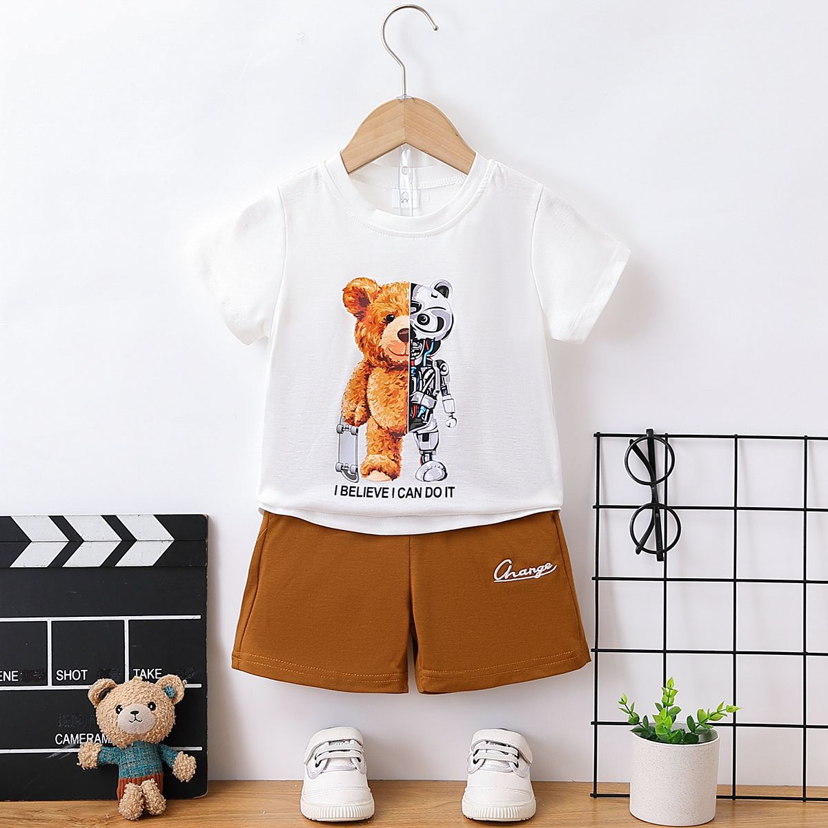 2pcs Toddler Boy Playful Bear Print Short-sleeve Tee and Shorts Set