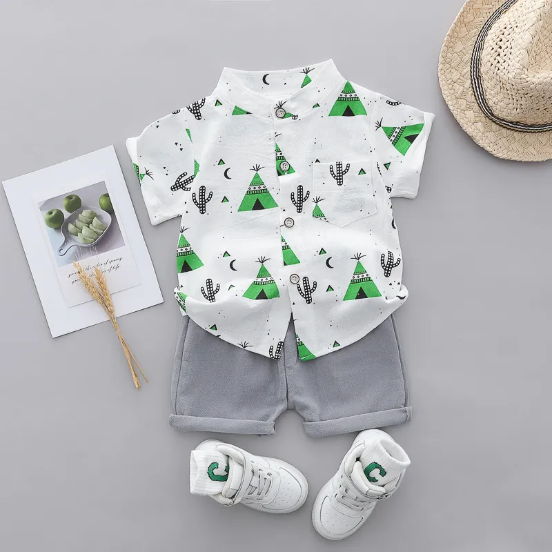 2pcs Baby Boy 95% Cotton Short-sleeve All Over Cactus Print Button Up Shirt and Solid Shorts Set